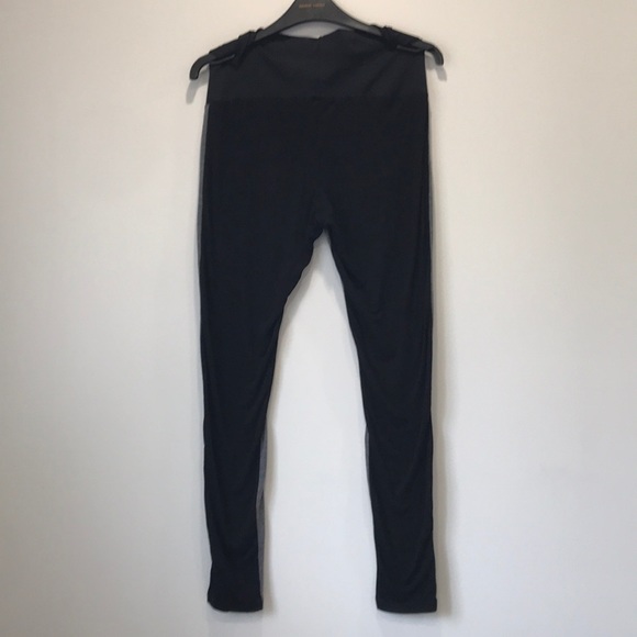 Colour block leggings - Maternal America - Small - Picture 3 of 4